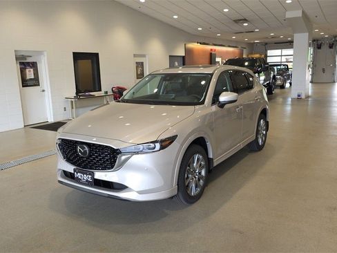 New 2025 MAZDA CX-5 AWD 2.5 S w/ Premium Plus Pkg image 2
