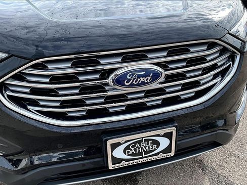Used 2024 Ford Edge Titanium AWD/4WD image 3