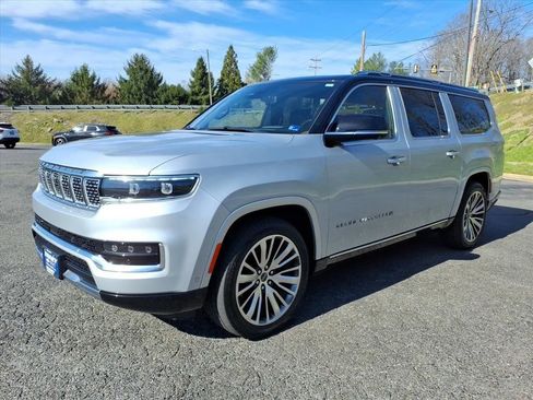 Used 2024 Jeep Grand Wagoneer L Series III image 8