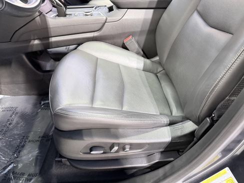 Used 2020 Cadillac XT5 Premium Luxury image 13