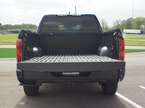 Used 2023 Toyota Tundra SR5 AWD/4WD image 16