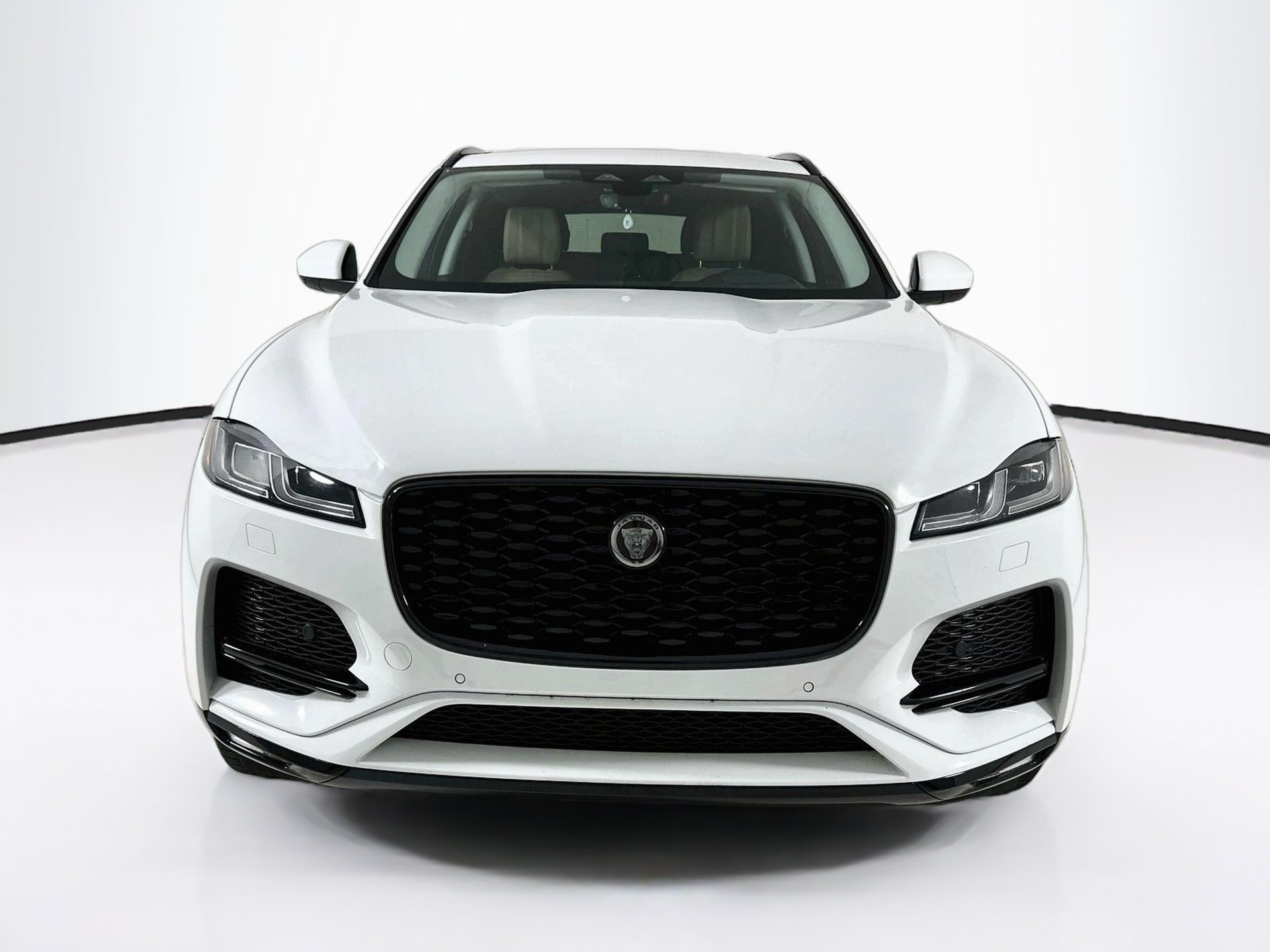 Used 2022 Jaguar F-PACE S AWD/4WD image 2
