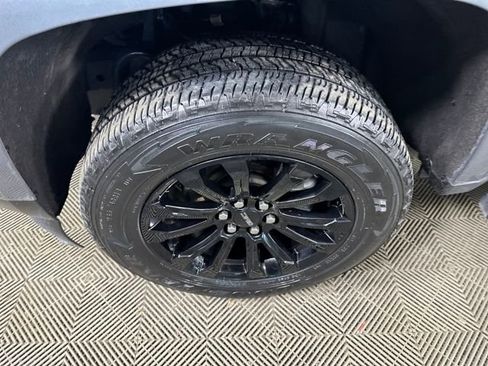 Used 2022 GMC Canyon Elevation w/ Trailering Package image 10