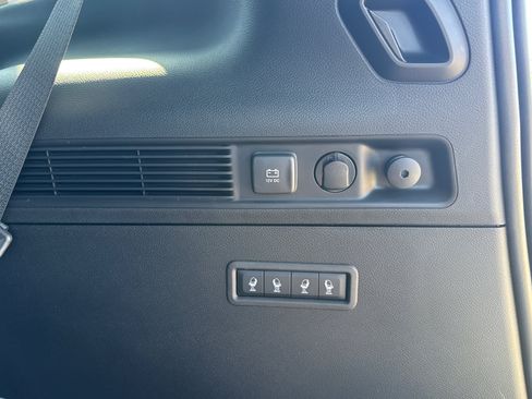 New 2026 Jeep Grand Wagoneer 4WD image 19