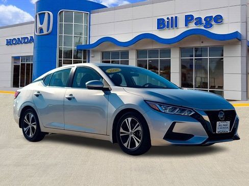 Used 2020 Nissan Sentra SV image 1