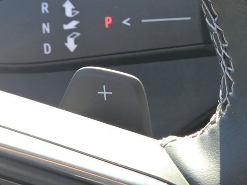 Used 2025 Buick Enclave Sport Touring w/ Power Package image 17