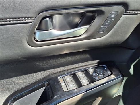 New 2025 Nissan Pathfinder Platinum image 13