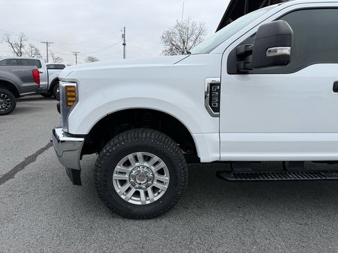 Used 2019 Ford F250 XL w/ Power Equipment Group image 28