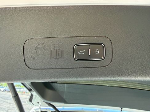 New 2026 Lincoln Aviator Reserve AWD/4WD image 16