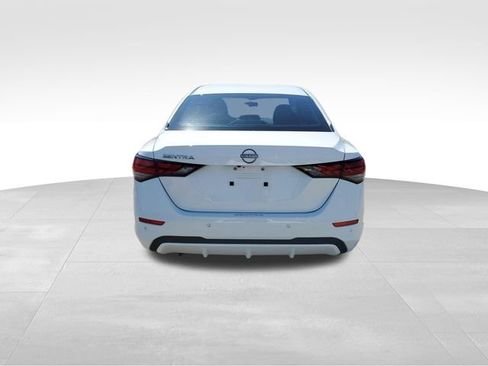 Used 2024 Nissan Sentra S FWD image 5