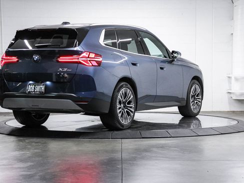 Used 2025 BMW X3 xDrive30i AWD/4WD image 6