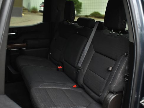 Used 2021 Chevrolet Silverado 1500 RST w/ Z71 Off-Road Package AWD/4WD image 11