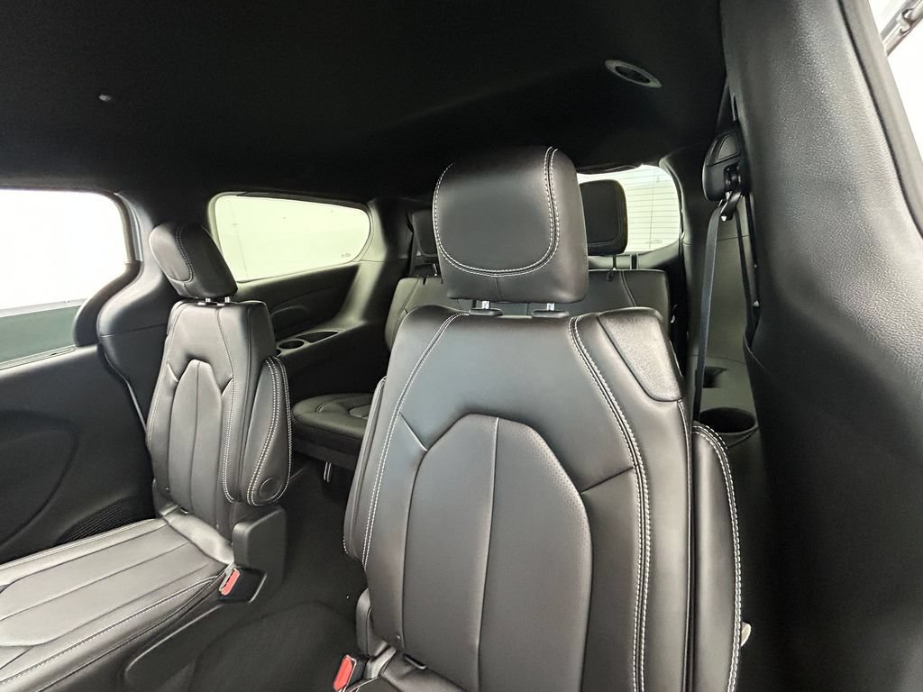 New 2026 Chrysler Voyager LX FWD image 22