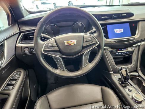 Certified 2024 Cadillac XT5 Premium Luxury w/ LPO, Floor Liner Package AWD/4WD image 14
