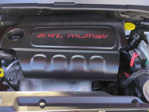 Used 2022 Jeep Compass Limited image 28