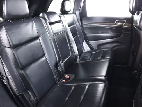 Used 2018 Jeep Grand Cherokee Limited image 40