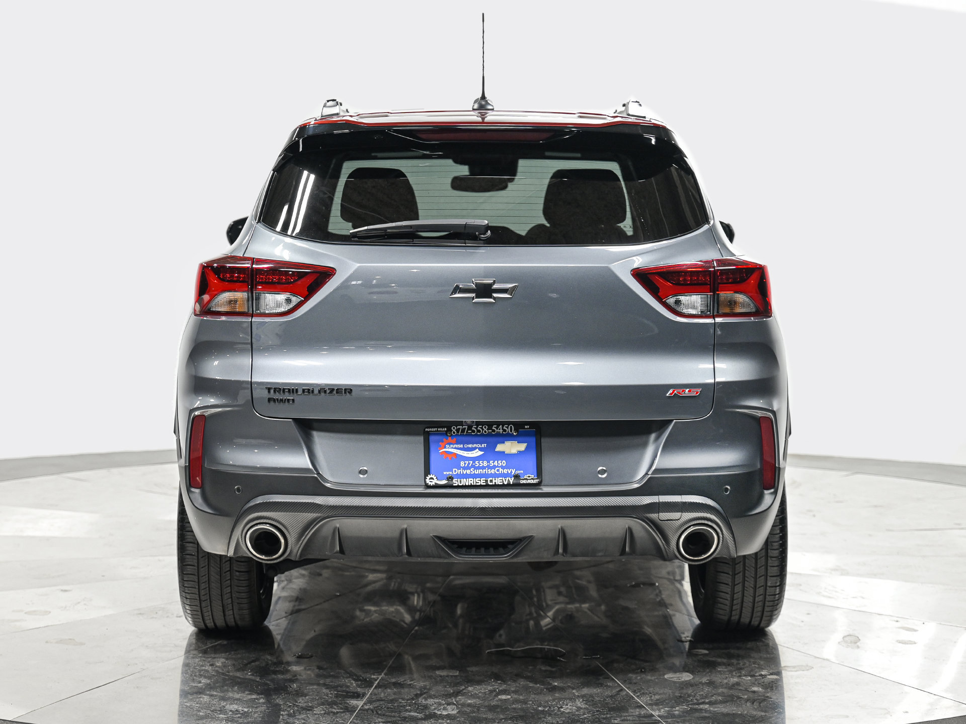 Used 2022 Chevrolet TrailBlazer RS w/ Sun and Liftgate Package AWD/4WD image 5