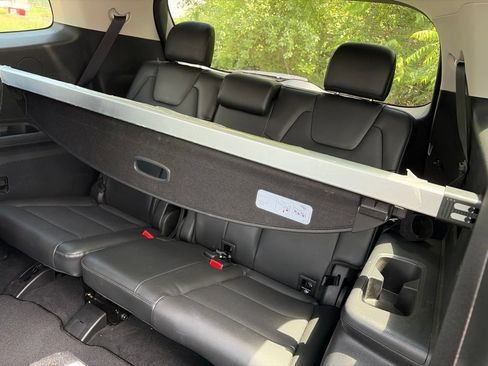 Used 2021 Kia Telluride S AWD/4WD image 7