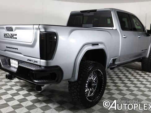 Used 2026 GMC Sierra 2500 AT4X AWD/4WD image 5