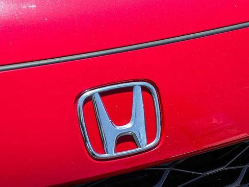 Certified 2024 Honda HR-V EX-L image 6