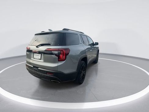 Used 2023 GMC Acadia SLE w/ Driver Convenience Package image 8