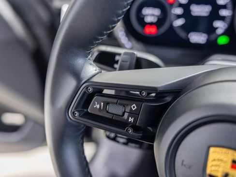 Used 2021 Porsche 911 Carrera S image 33