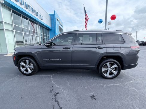 Used 2021 Jeep Grand Cherokee L Limited RWD image 5