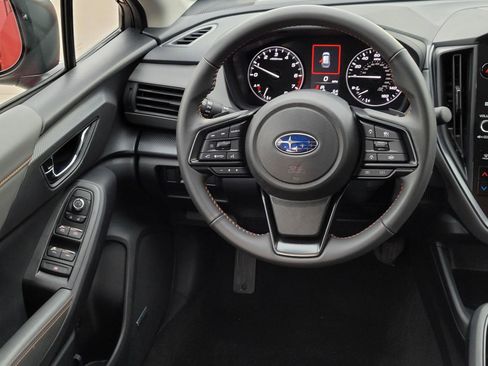 Certified 2025 Subaru Crosstrek 2.5i Limited w/ Crosstrek Mirror Package image 6