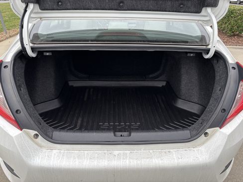 Used 2017 Honda Civic EX image 33