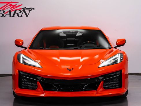 Used 2025 Chevrolet Corvette Z06 w/ Stealth Interior Trim Package RWD image 16
