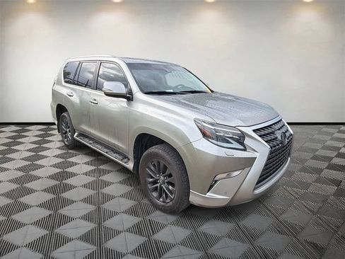 Used 2023 Lexus GX 460 Premium w/ Premium Package AWD/4WD image 3