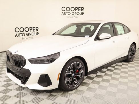 New 2025 BMW 530i w/ M Sport Package image 11