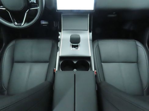 Used 2025 Land Rover Range Rover Velar Dynamic SE image 17