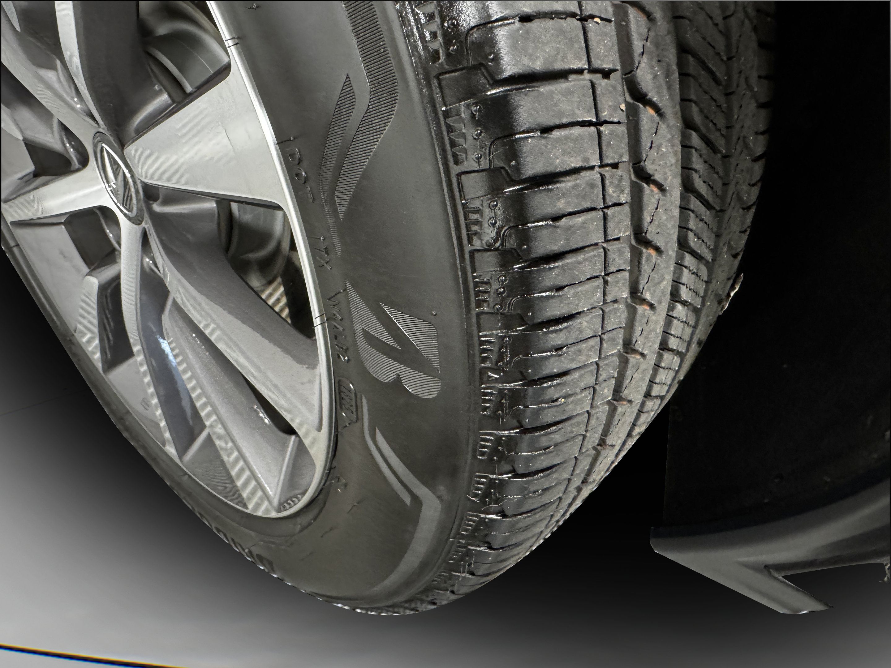 Certified 2026 Acura MDX w/ Technology Package FWD image 50