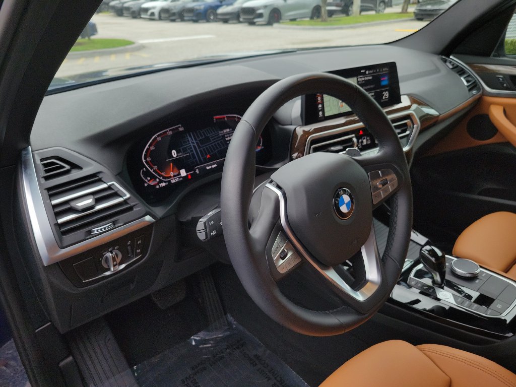 Used 2024 BMW X3 sDrive30i w/ Convenience Package RWD image 7