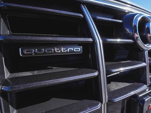 Used 2021 Audi Q5 2.0T Premium w/ Convenience Package image 50