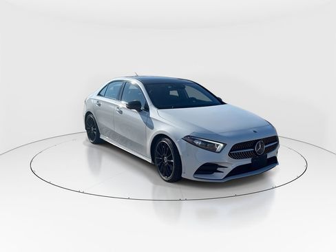 Used 2020 Mercedes-Benz A 220 image 2