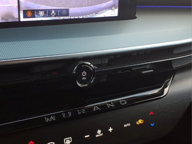 Certified 2025 Nissan Murano SL AWD/4WD image 14