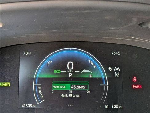 Certified 2025 Toyota Camry SE FWD image 7