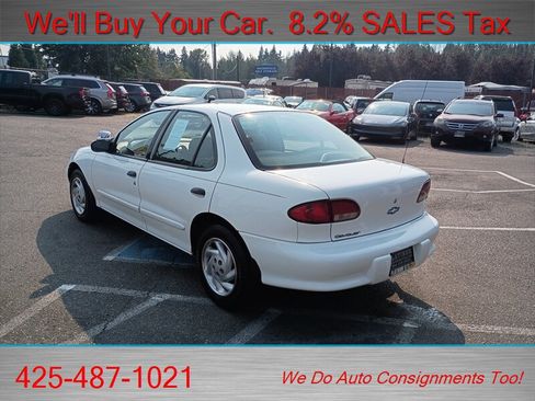 Used 1999 Chevrolet Cavalier Sedan FWD image 8