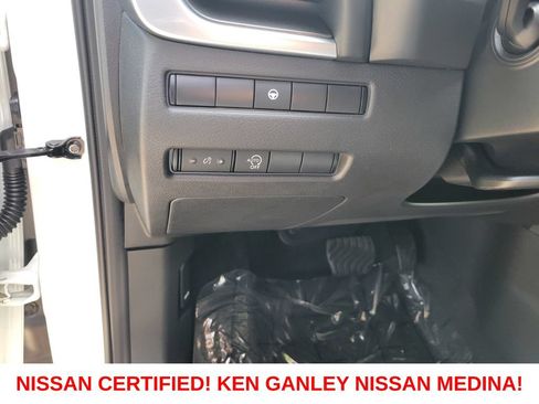 Certified 2023 Nissan Rogue SV AWD/4WD image 34