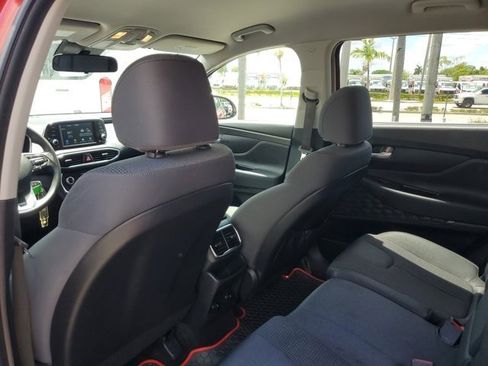 Used 2019 Hyundai Santa Fe SE FWD image 18