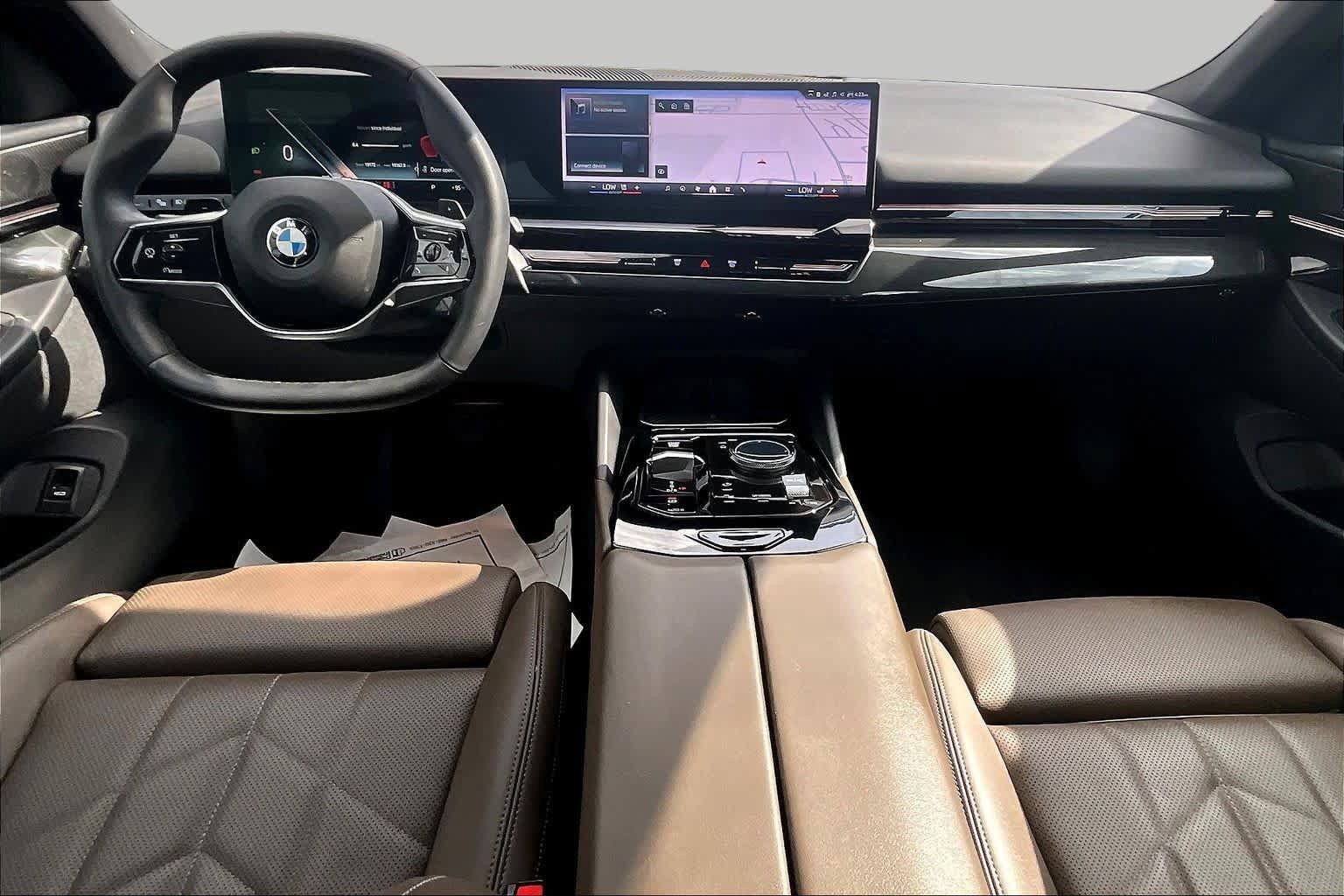 Used 2025 BMW 530i w/ Premium Package RWD image 16