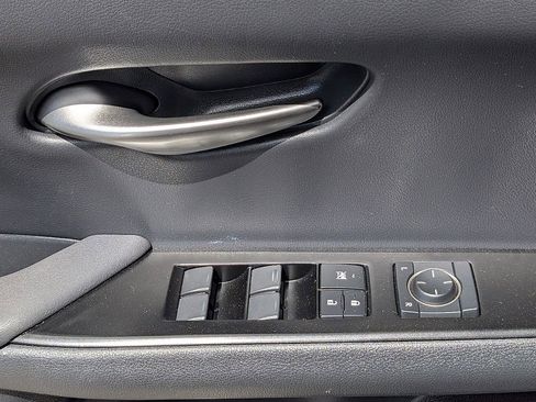 Used 2020 Lexus UX 250h w/ Premium Package image 27