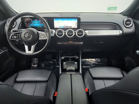 Certified 2023 Mercedes-Benz EQB 300 4MATIC image 34