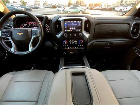 Used 2021 Chevrolet Silverado 1500 LTZ image 30