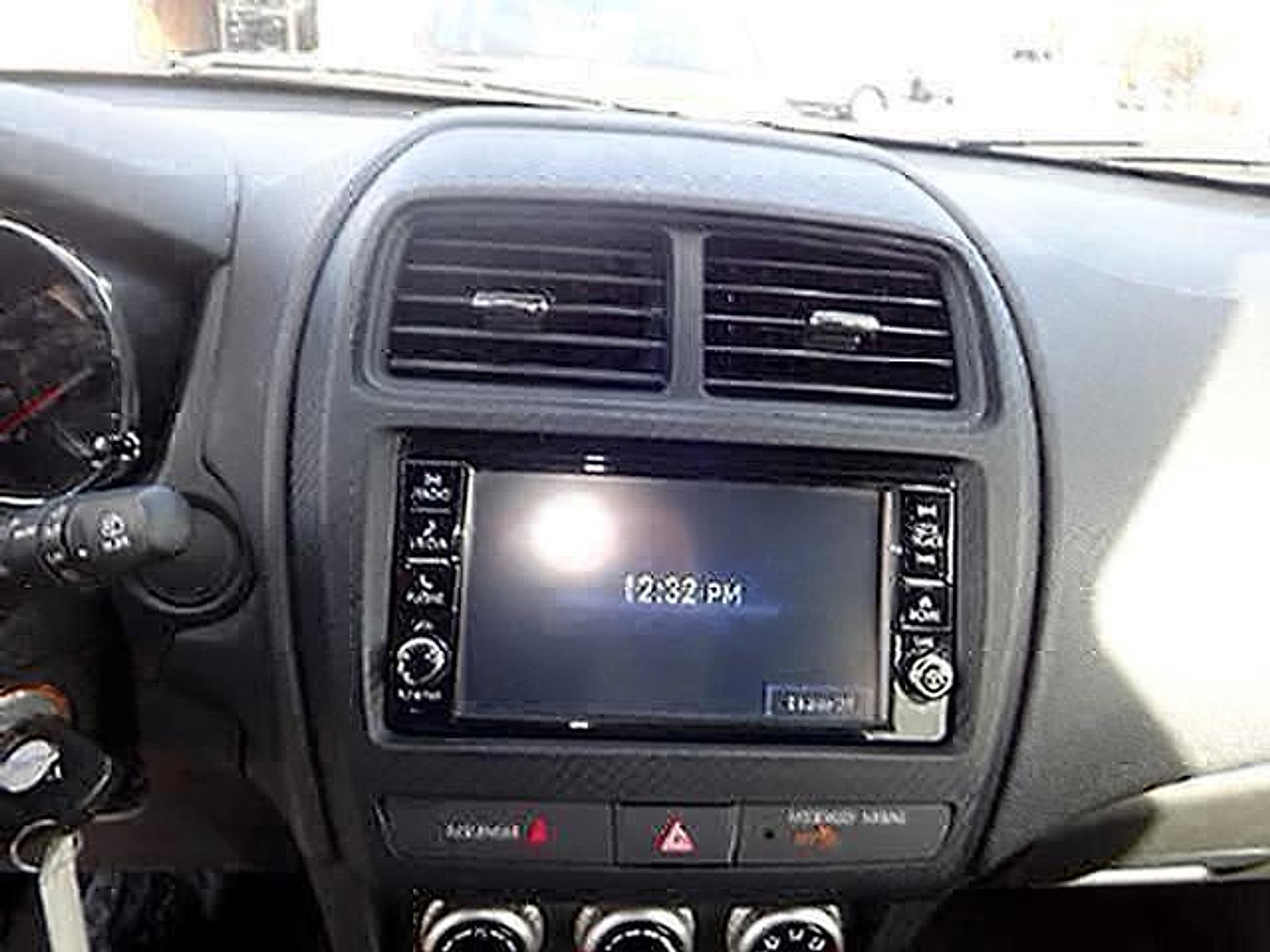 Used 2024 Mitsubishi Outlander Sport ES AWD/4WD image 11