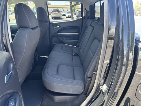 Used 2017 GMC Canyon SLE w/ Nightfall Edition AWD/4WD image 4