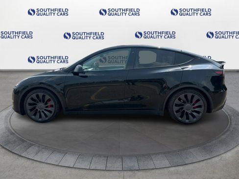 Used 2020 Tesla Model Y Performance image 3