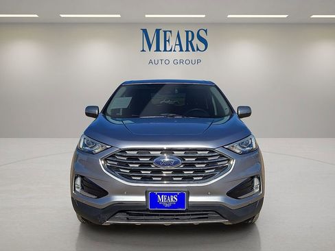 Used 2022 Ford Edge Titanium image 9